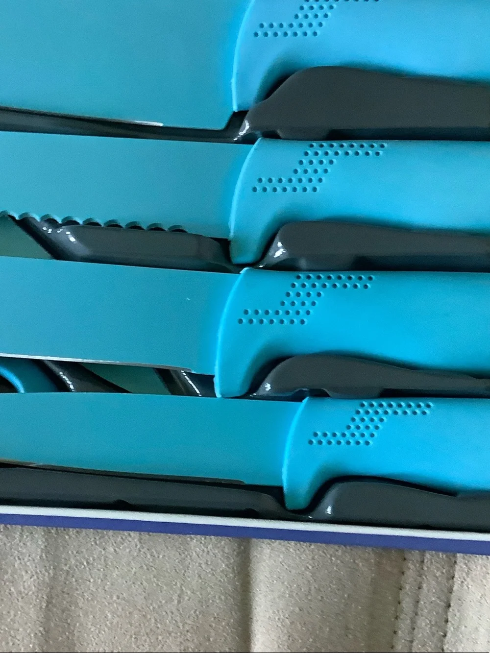 N/A piece blue